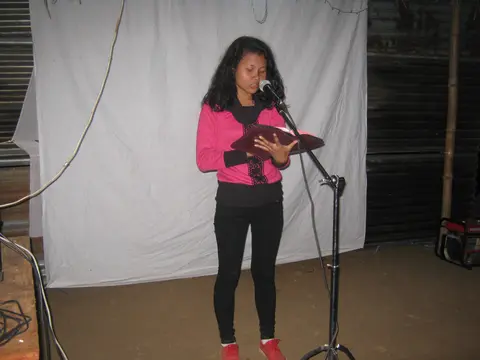 Bible Club-o bisa saksa Isolni kattako sakki onenga.